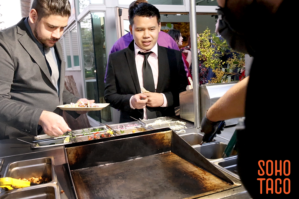 The Benefits of Hiring a Catering Service for Your Corporate Event